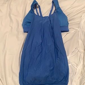 Lulemon tank top with built in bra